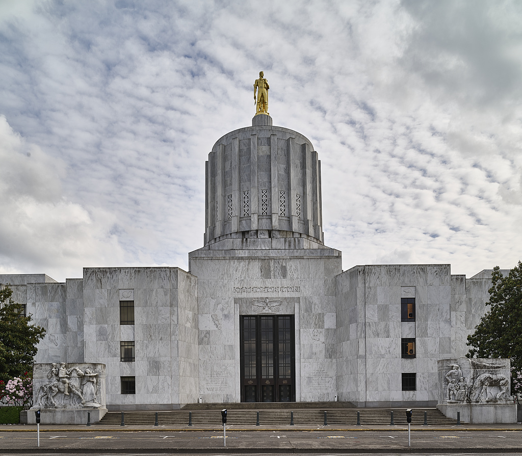 Oregon State Capitol in Salem
